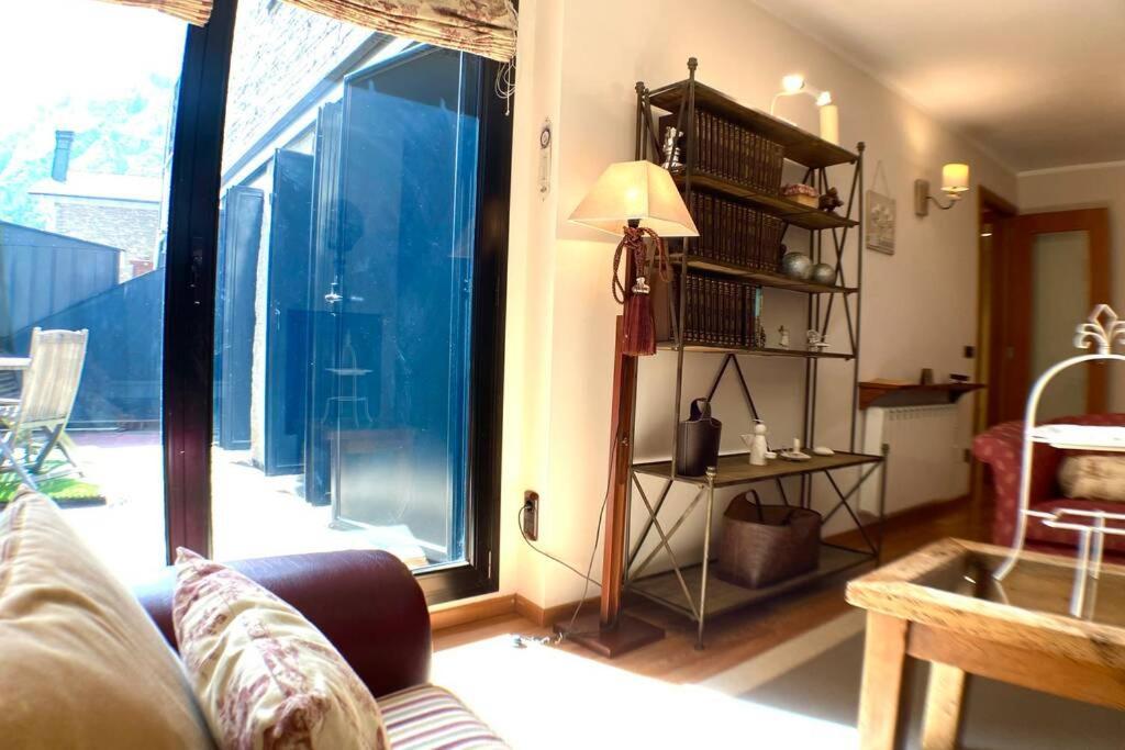 Apartament Mikka Devesa Incles Zewnętrze zdjęcie