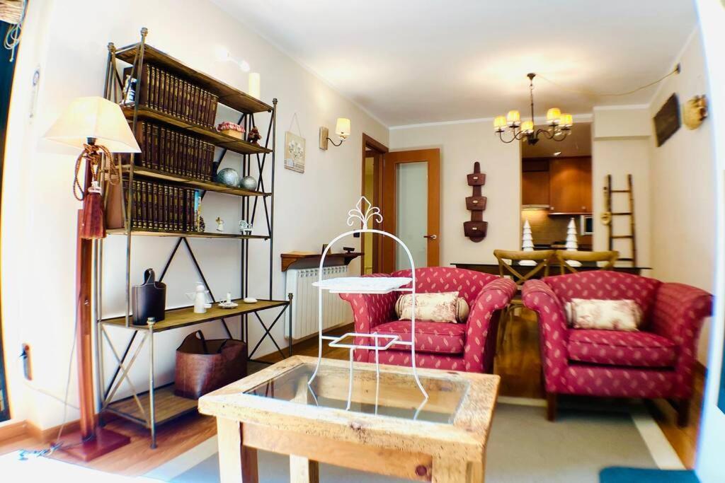 Apartament Mikka Devesa Incles Zewnętrze zdjęcie